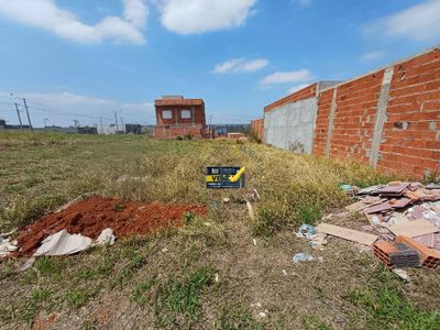 Terreno, 180 m² - Foto 1