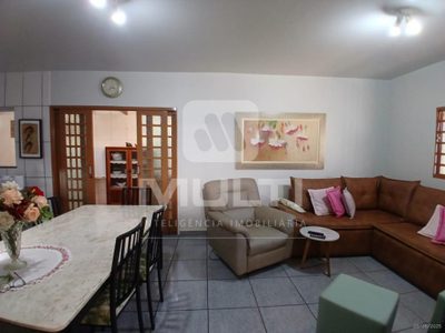 Casa, 3 quartos, 164 m² - Foto 3
