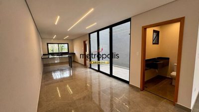 Sobrado, 3 quartos, 296 m² - Foto 1