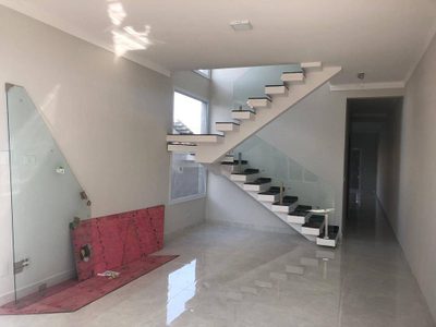 Casa, 4 quartos, 230 m² - Foto 1