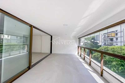Apartamento, 3 quartos, 150 m² - Foto 3