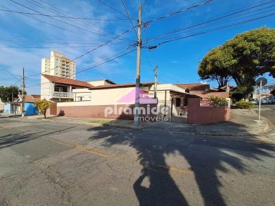 Casa, 5 quartos, 190 m² - Foto 2