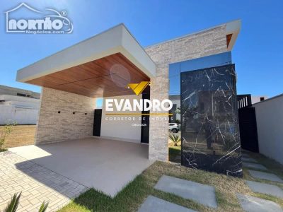 Casa, 3 quartos, 223 m² - Foto 2