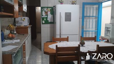 Sobrado, 4 quartos, 225 m² - Foto 1