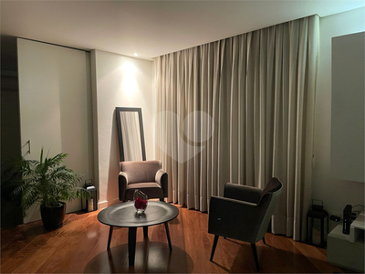 Apartamento, 3 quartos, 160 m² - Foto 2