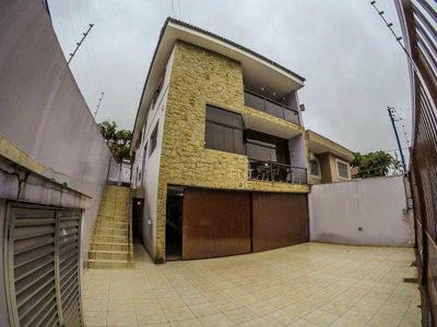Sobrado, 4 quartos, 303 m² - Foto 1