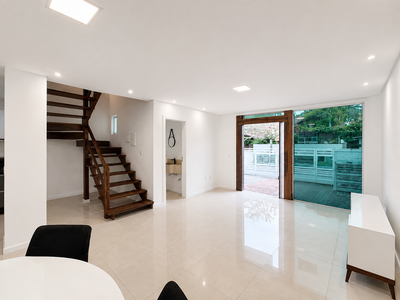 Casa, 3 quartos, 189 m² - Foto 4