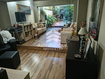 Sobrado, 3 quartos, 180 m² - Foto 1