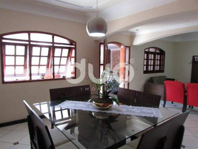 Casa, 3 quartos, 257 m² - Foto 3