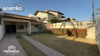Casa, 3 quartos, 219 m² - Foto 2