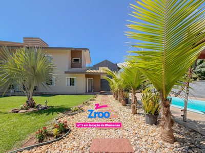 Casa, 4 quartos, 200 m² - Foto 1