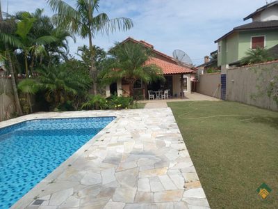 Casa, 3 quartos, 194 m² - Foto 2