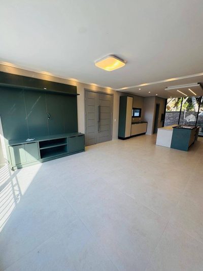 Casa, 3 quartos, 250 m² - Foto 5