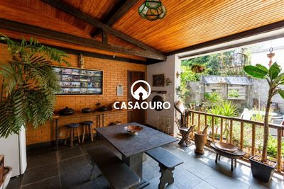 Casa, 3 quartos, 318 m² - Foto 3