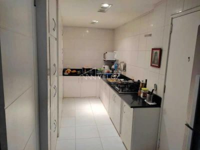 Apartamento, 3 quartos, 165 m² - Foto 1