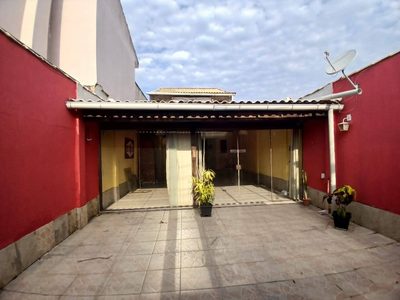 Casa, 4 quartos, 120 m² - Foto 1