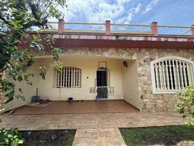 Casa, 7 quartos, 321 m² - Foto 1