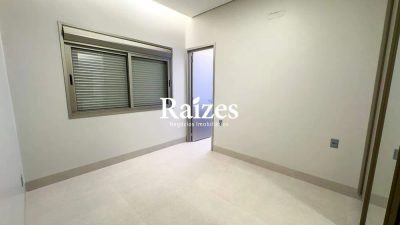 Casa, 4 quartos, 236 m² - Foto 4