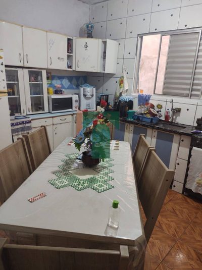 Casa, 3 quartos, 270 m² - Foto 1