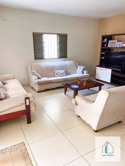 Casa, 3 quartos, 300 m² - Foto 1