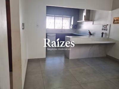 Casa, 4 quartos, 150 m² - Foto 1