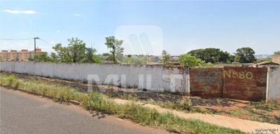 Loteamento e Condomínio - Foto 1