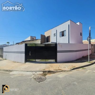 Casa, 3 quartos, 104 m² - Foto 1