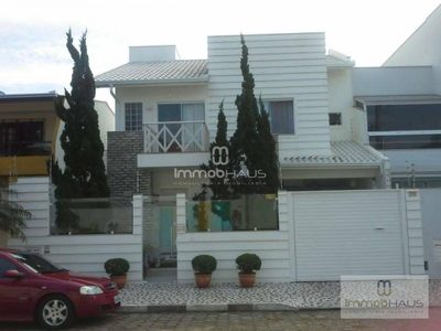 Sobrado, 3 quartos, 180 m² - Foto 1