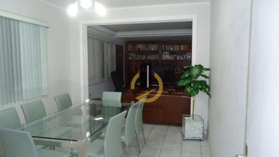 Casa, 3 quartos, 193 m² - Foto 2
