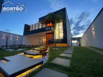 Casa, 2 quartos, 175 m² - Foto 1