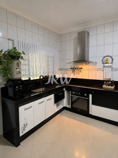 Casa, 4 quartos, 204 m² - Foto 2