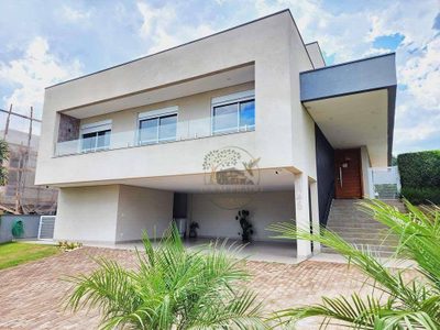 Casa, 3 quartos, 303 m² - Foto 1