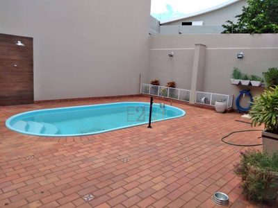 Casa, 3 quartos, 250 m² - Foto 2