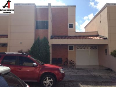 Casa, 3 quartos, 230 m² - Foto 1