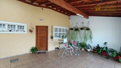 Casa, 3 quartos, 194 m² - Foto 2