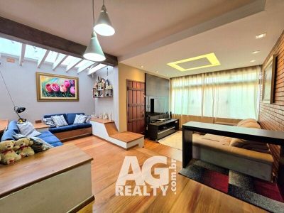Casa, 3 quartos, 168 m² - Foto 1