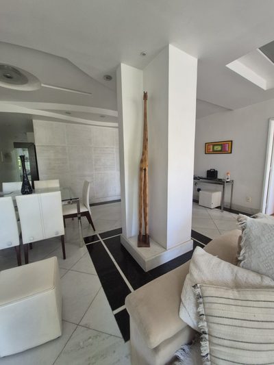 Apartamento, 3 quartos, 190 m² - Foto 2