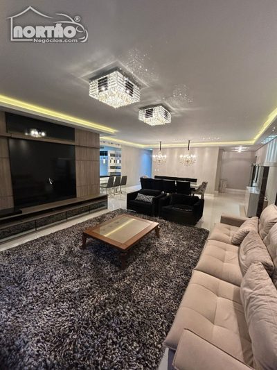 Casa, 4 quartos, 222 m² - Foto 4