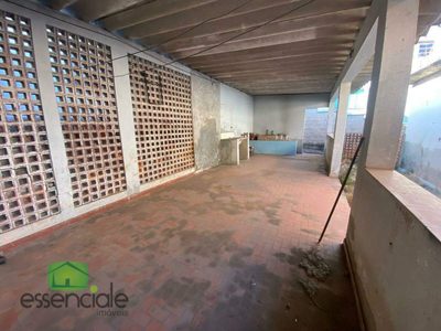 Casa, 2 quartos, 70 m² - Foto 1
