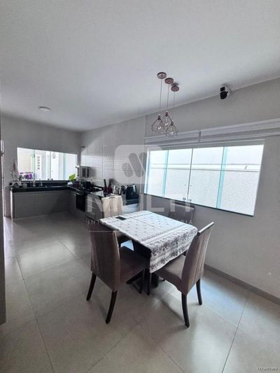 Casa, 3 quartos, 130 m² - Foto 2