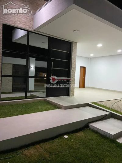 Casa, 3 quartos, 161 m² - Foto 2