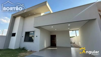 Casa, 3 quartos - Foto 1