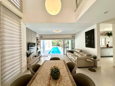Casa, 4 quartos, 268 m² - Foto 3