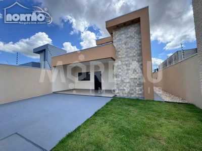 Casa, 4 quartos, 121 m² - Foto 1