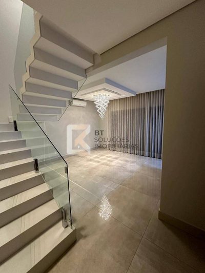 Casa, 4 quartos, 290 m² - Foto 2