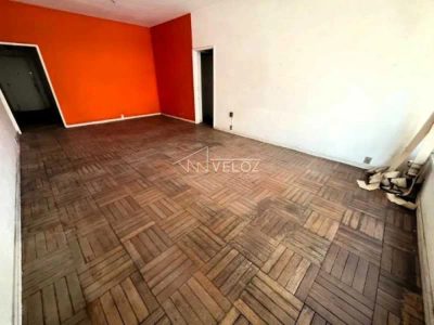Apartamento, 3 quartos, 130 m² - Foto 1