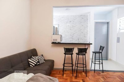 Apartamento, 1 quarto, 43 m² - Foto 1