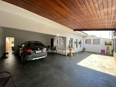 Casa, 4 quartos, 140 m² - Foto 1