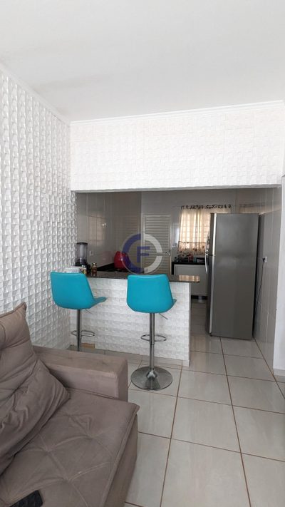 Casa, 3 quartos, 250 m² - Foto 1
