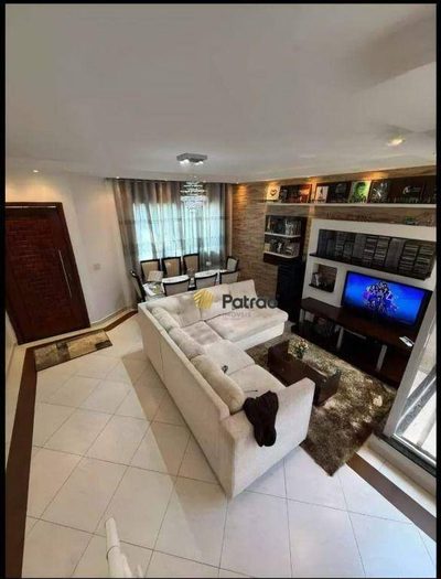 Sobrado, 3 quartos, 218 m² - Foto 4